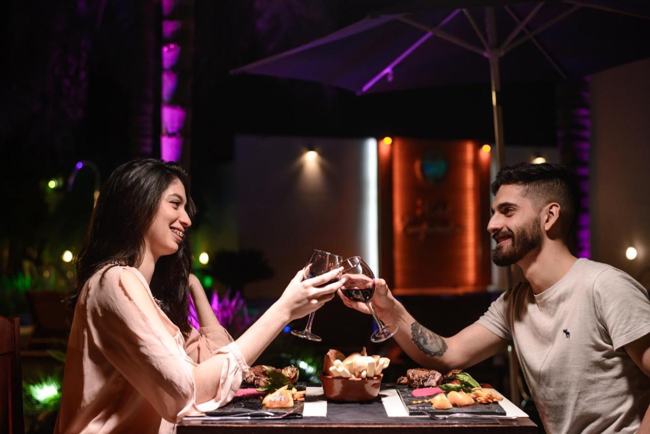 Hotel Termal Emperatriz 테르마스 데 리오 혼도 외부 사진
