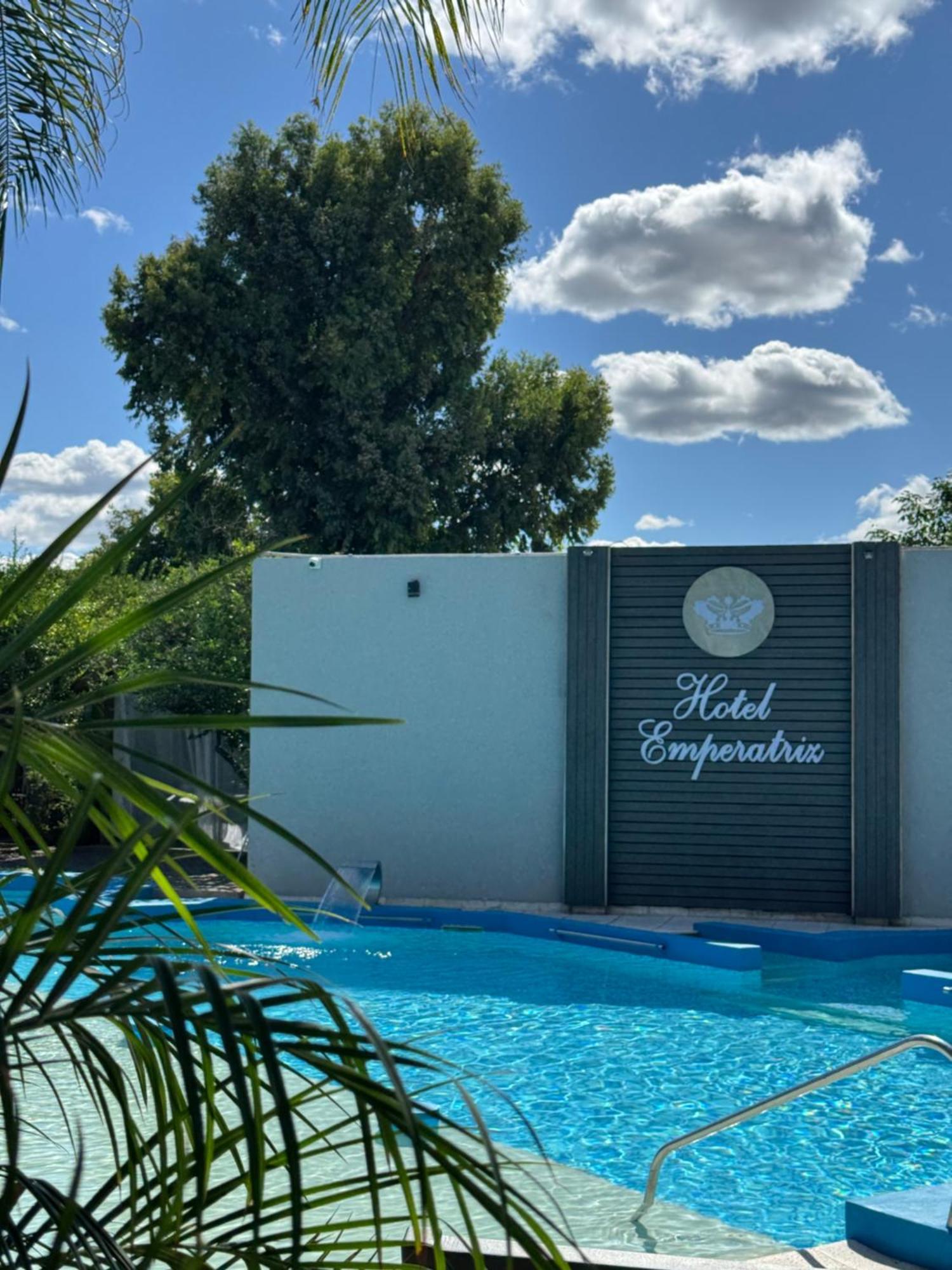 Hotel Termal Emperatriz 테르마스 데 리오 혼도 외부 사진